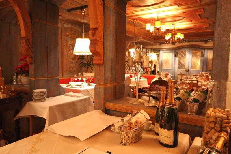 Relais & Chateaux Schoenegg Zermatt Ristorante foto